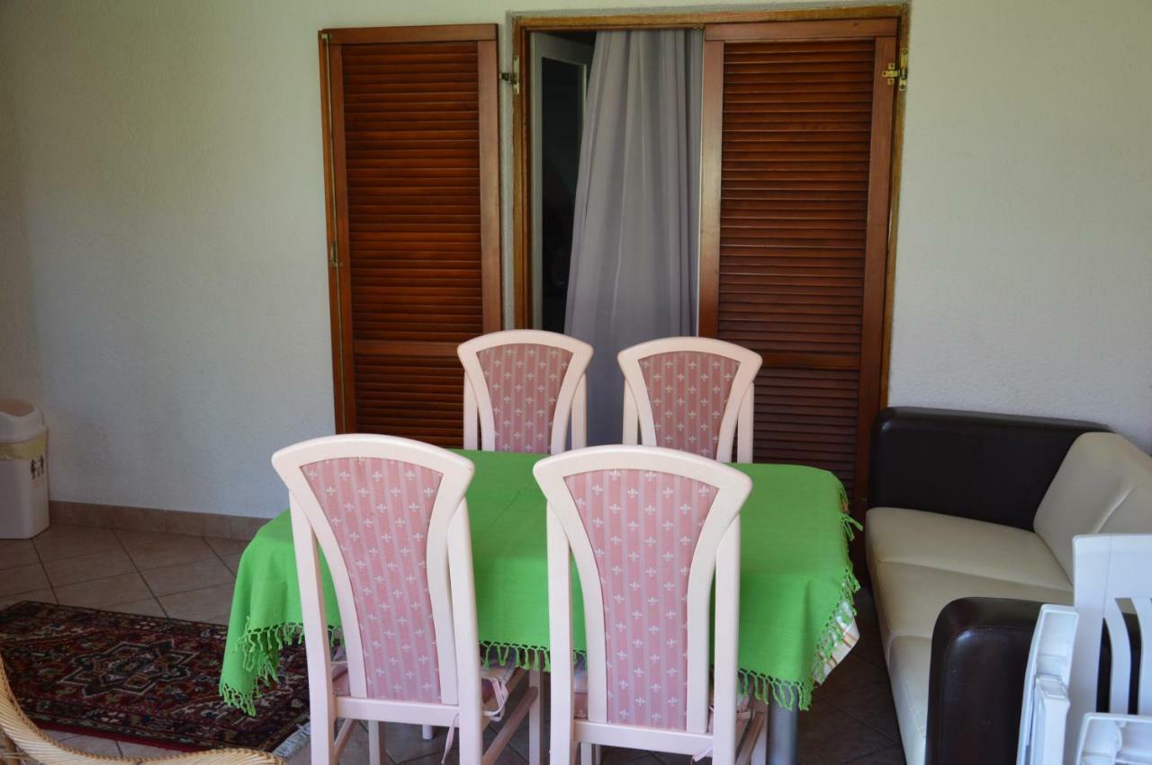 Hous Mira Lägenhet Poreč Exteriör bild